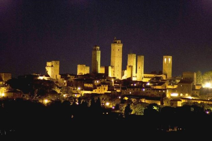 Motopanorami notturni Toscani